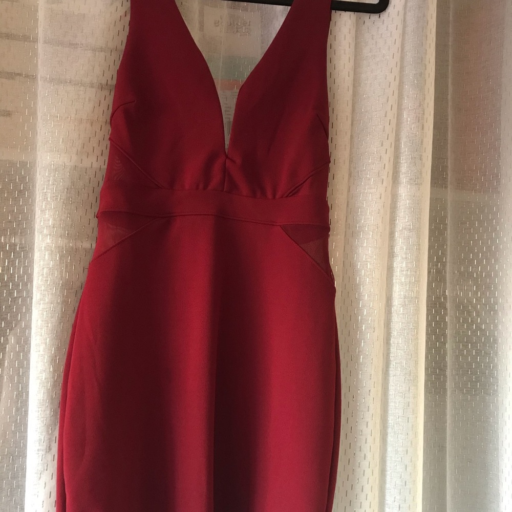 Lulu’s Dress - Picture 2 of 5